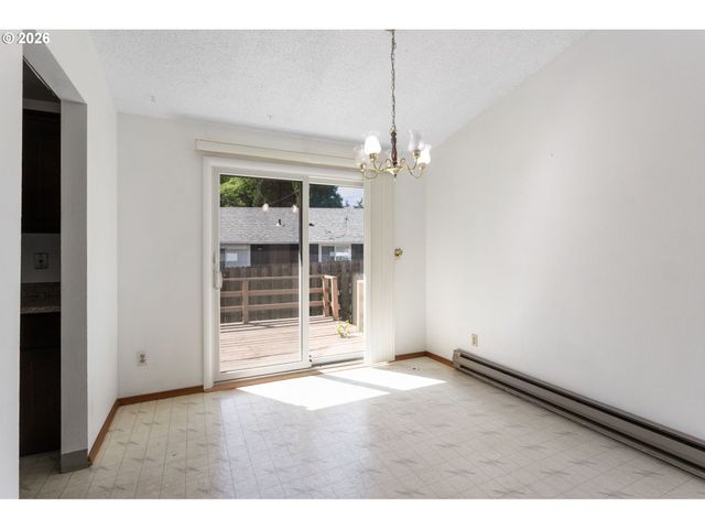 3909 Sw WILBARD St, Portland, OR 97219