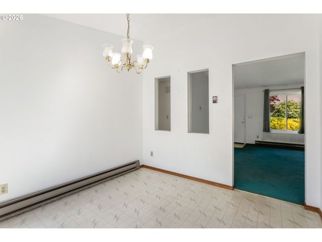 3909 Sw WILBARD St, Portland, OR 97219