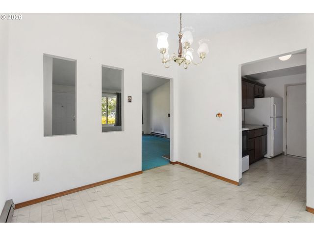 3909 Sw WILBARD St, Portland, OR 97219