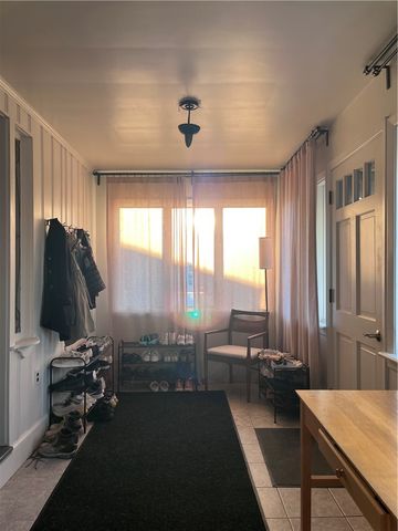 25 View Street, Providence, RI 02908