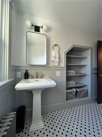 25 View Street, Providence, RI 02908