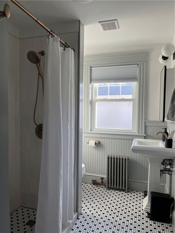 25 View Street, Providence, RI 02908