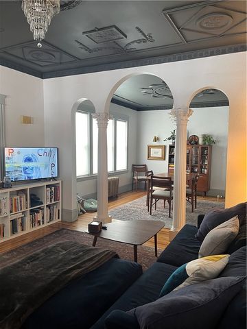 25 View Street, Providence, RI 02908