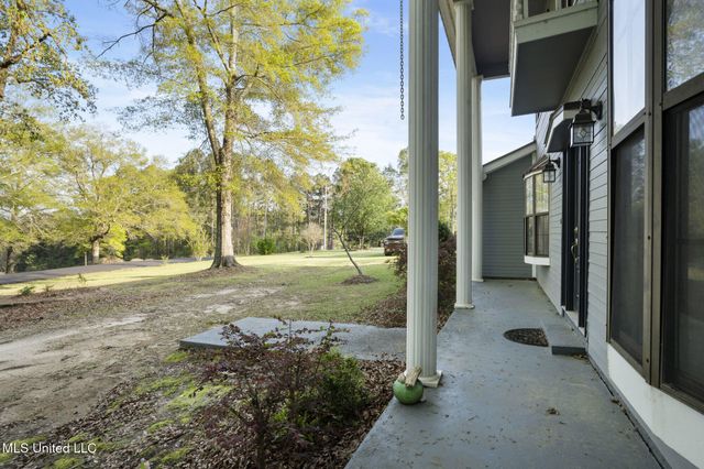 535 Leeville Road, Petal, MS 39465