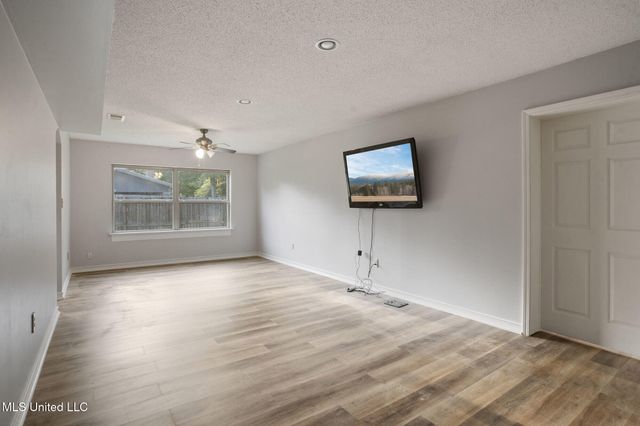 535 Leeville Road, Petal, MS 39465