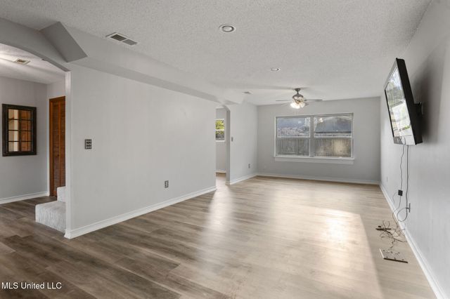 535 Leeville Road, Petal, MS 39465