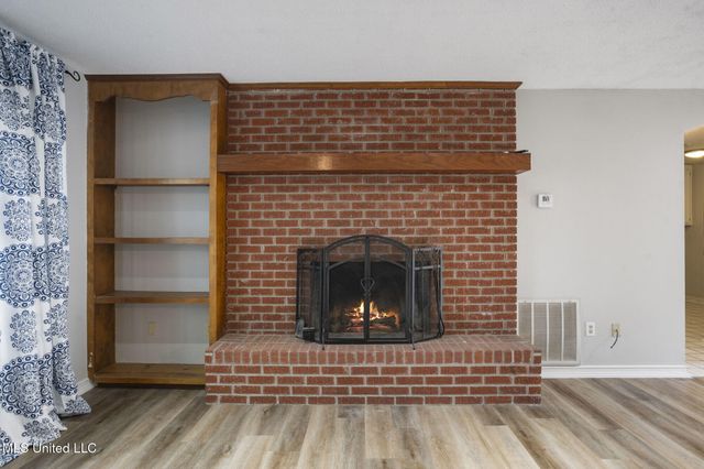 535 Leeville Road, Petal, MS 39465