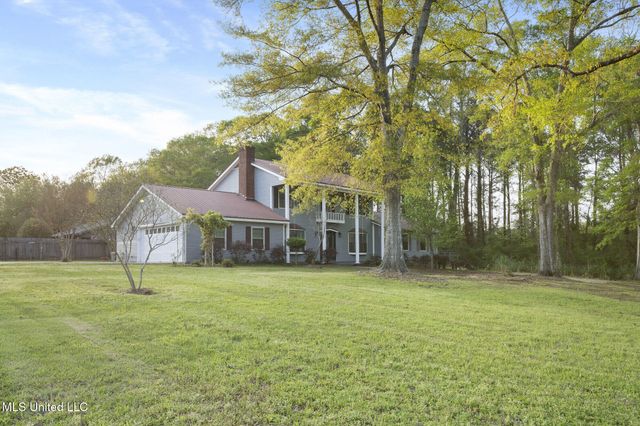 535 Leeville Road, Petal, MS 39465