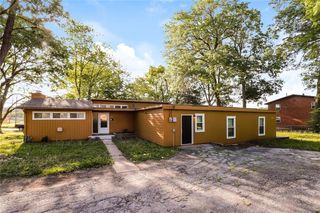 7415 W 61st Street, Mission, KS 66202
