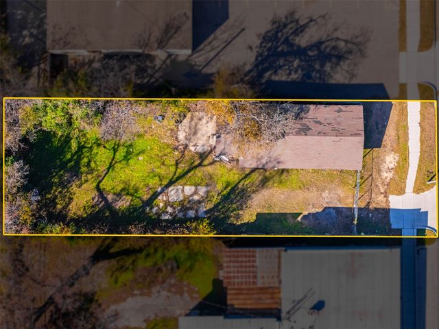 2819 Azle Avenue, Fort Worth, TX 76106