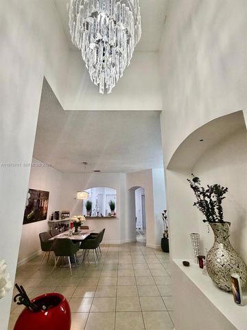 522 NE 20th Ave, Homestead, FL 33033