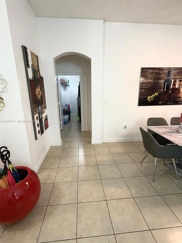 522 NE 20th Ave, Homestead, FL 33033