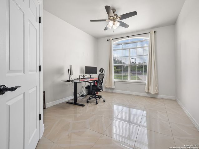 4827 Ayrshire Dr, San Antonio, TX 78217