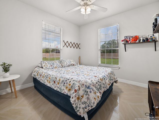 4827 Ayrshire Dr, San Antonio, TX 78217