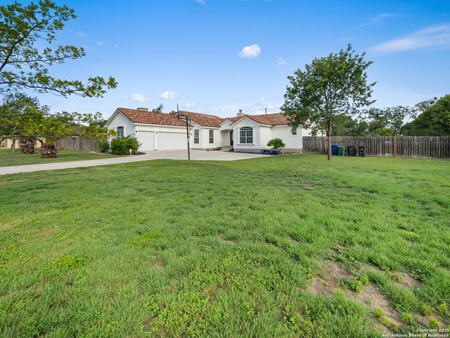 4827 Ayrshire Dr, San Antonio, TX 78217