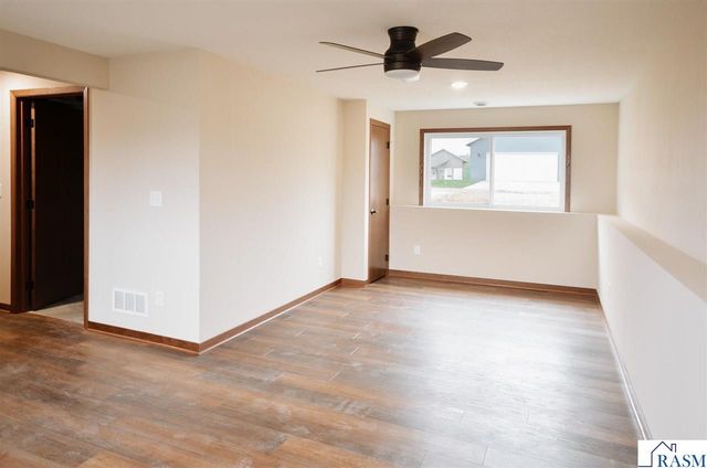 2113 Lunden Street, St. Peter, MN 56082
