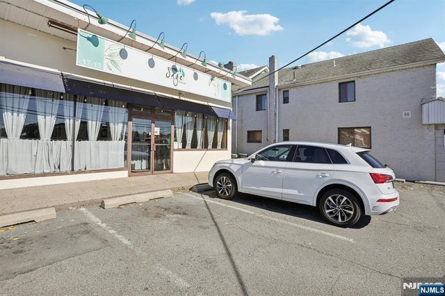 17-15 Broadway, Fair Lawn, NJ 07410