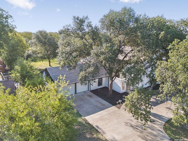 1422 E Sunshine Dr, San Antonio, TX 78228