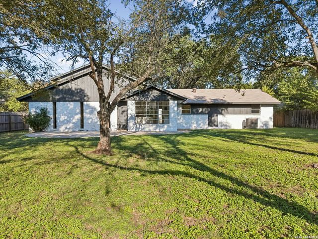 1422 E Sunshine Dr, San Antonio, TX 78228