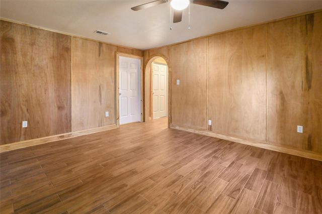 4606 Antha Street, Houston, TX 77016
