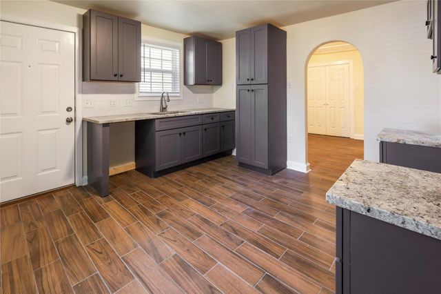 4606 Antha Street, Houston, TX 77016