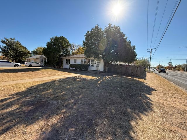 2419 39th Street, Lubbock, TX 79412