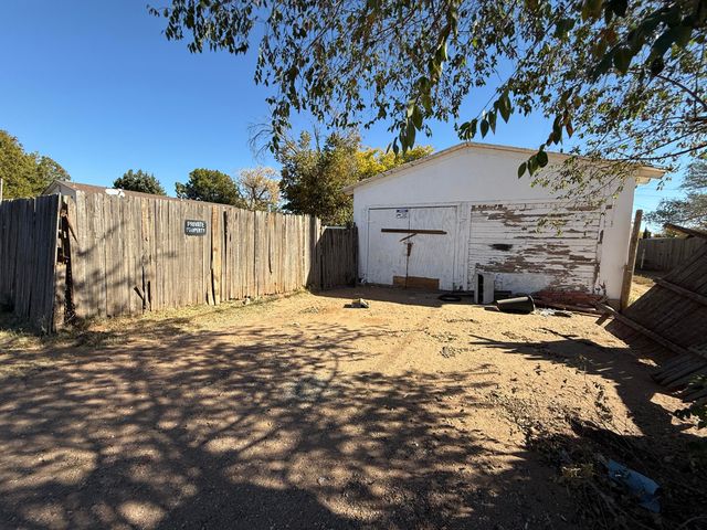 2419 39th Street, Lubbock, TX 79412