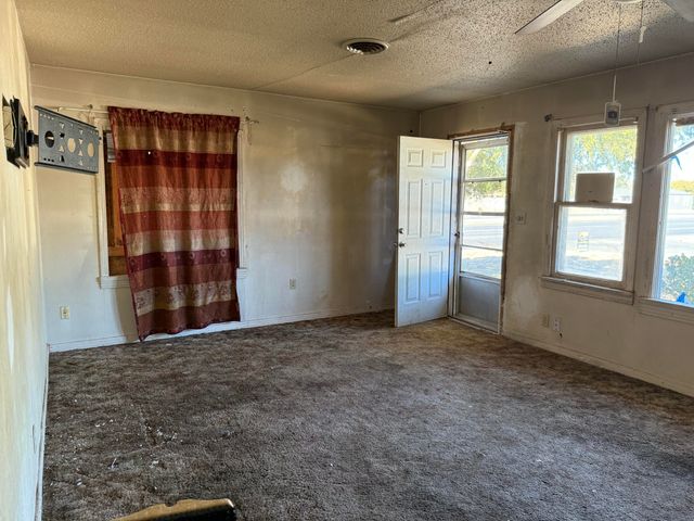 2419 39th Street, Lubbock, TX 79412