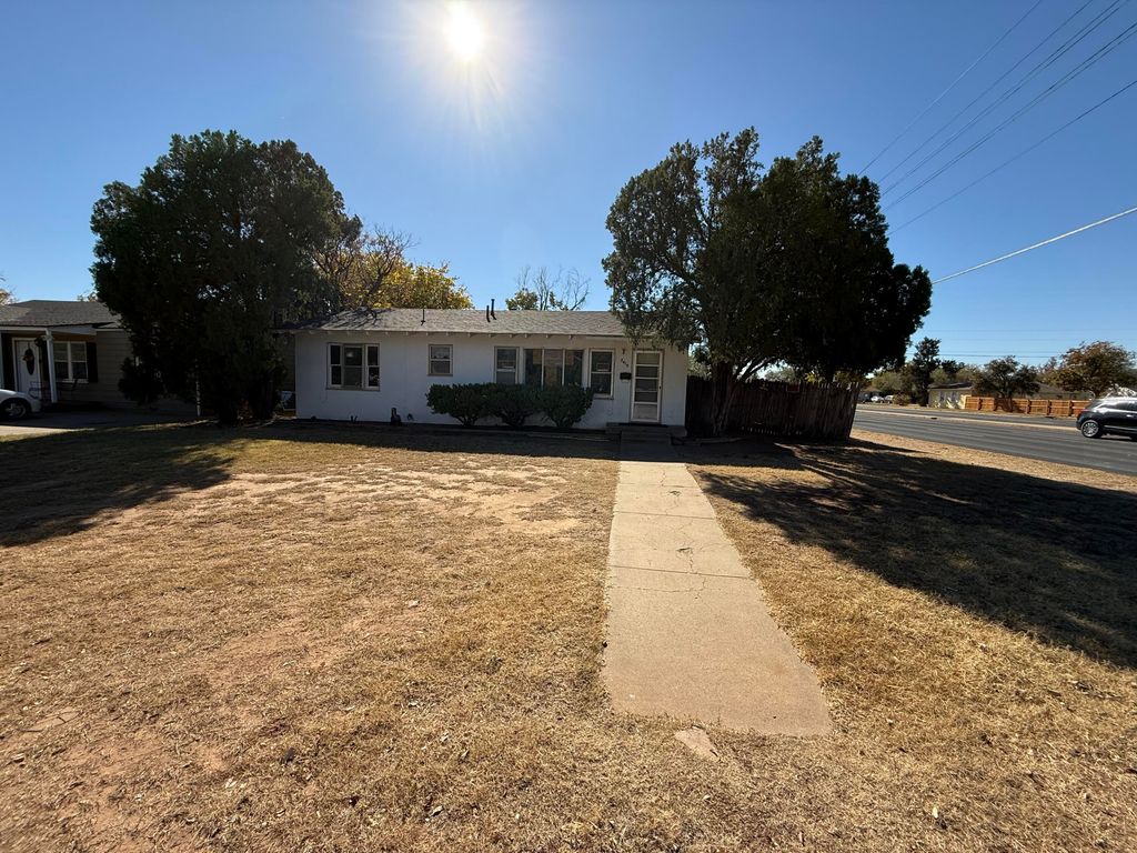 2419 39th Street, Lubbock, TX 79412
