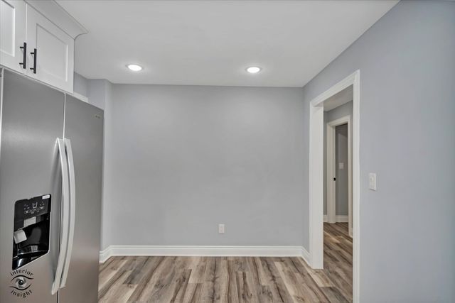 702 S Lincoln Avenue, Kankakee, IL 60901