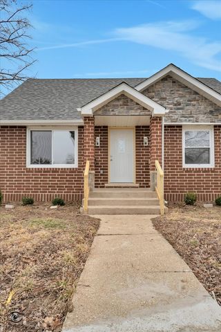 702 S Lincoln Avenue, Kankakee, IL 60901