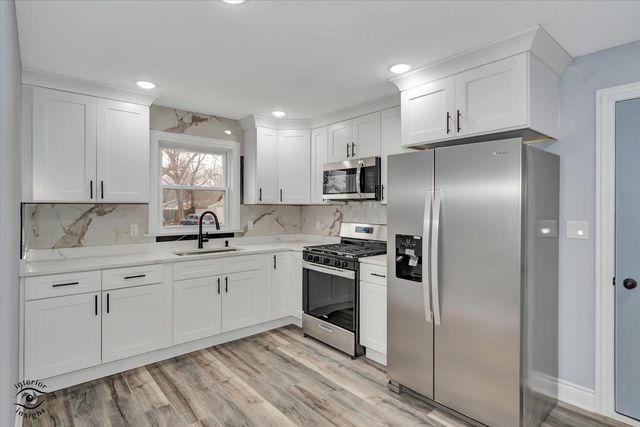 702 S Lincoln Avenue, Kankakee, IL 60901