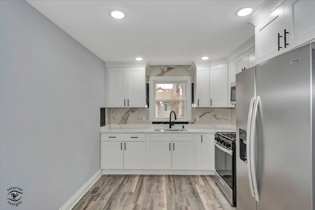 702 S Lincoln Avenue, Kankakee, IL 60901