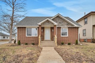 702 S Lincoln Avenue, Kankakee, IL 60901