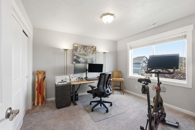 19510 E Kalama Ave, Liberty Lake, WA 99016
