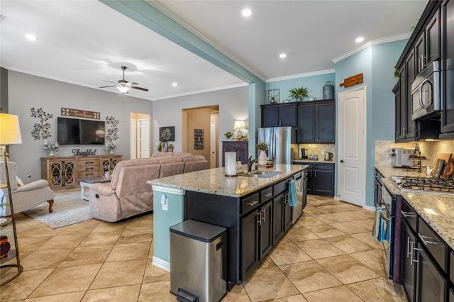 23478 Fauburg Drive, New Caney, TX 77357