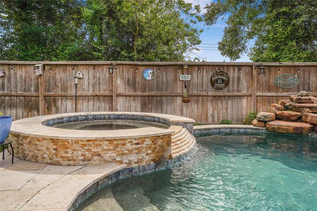 23478 Fauburg Drive, New Caney, TX 77357