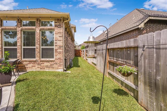 23478 Fauburg Drive, New Caney, TX 77357