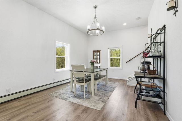 54 Taylor St, Granby, MA 01033