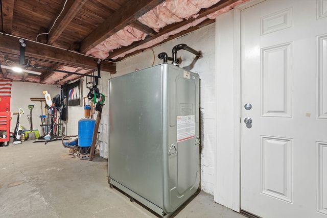 54 Taylor St, Granby, MA 01033