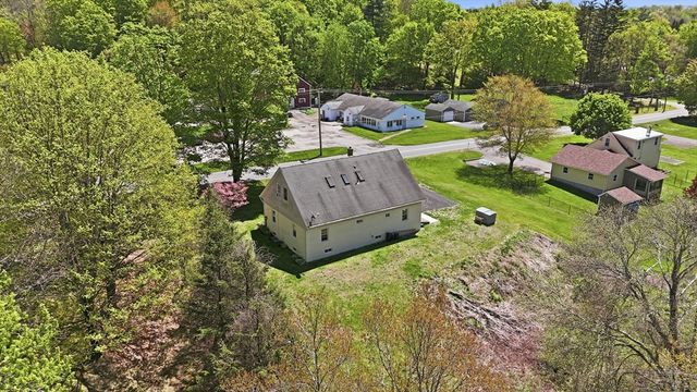 54 Taylor St, Granby, MA 01033