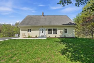 54 Taylor St, Granby, MA 01033