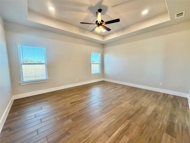 1013 Sabrina Court, Weatherford, TX 76085