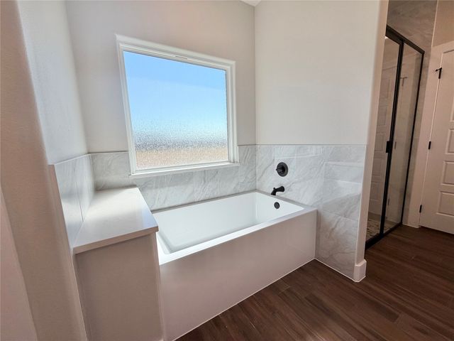 1013 Sabrina Court, Weatherford, TX 76085