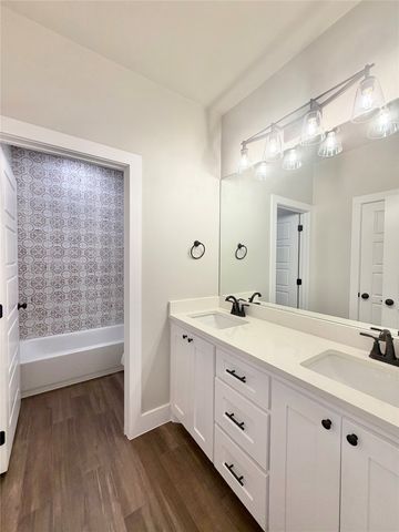 1013 Sabrina Court, Weatherford, TX 76085