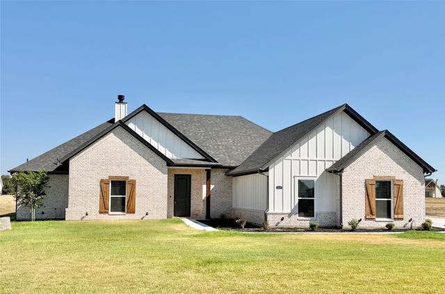 1013 Sabrina Court, Weatherford, TX 76085