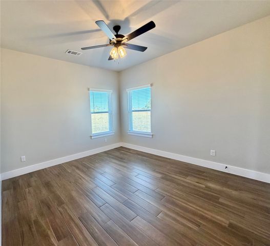 1013 Sabrina Court, Weatherford, TX 76085