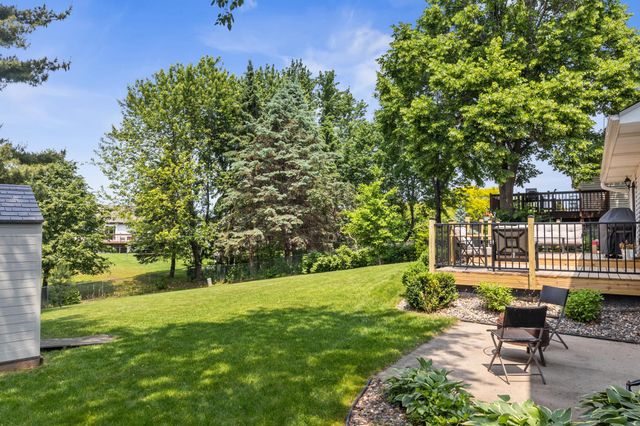 349 69th Street N, Mahtomedi, MN 55115
