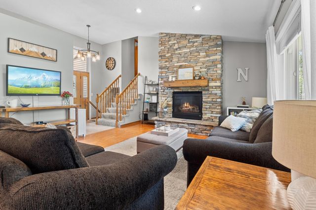 349 69th Street N, Mahtomedi, MN 55115