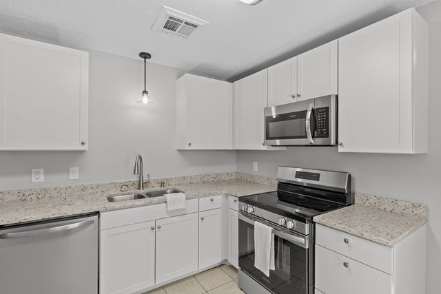 10 Culpepper, Daleville, AL 36330